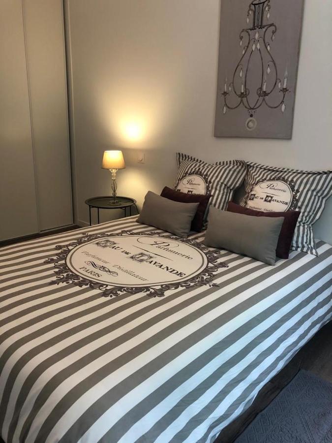 Logement A Brive Proche Centre-Ville Et Campagne - Climatisation, Wifi, Coin Exterieur Et Parking Prives Bagian luar foto