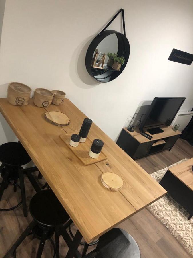 Logement A Brive Proche Centre-Ville Et Campagne - Climatisation, Wifi, Coin Exterieur Et Parking Prives Bagian luar foto